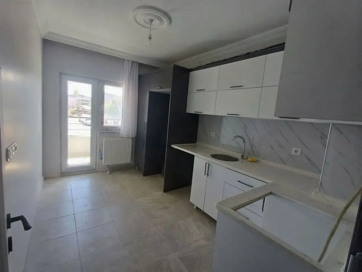 ERZURUM SATILIK 3+1 DAİRE | YAKUTIYE 88M² YENİ - Fotoğraf 9