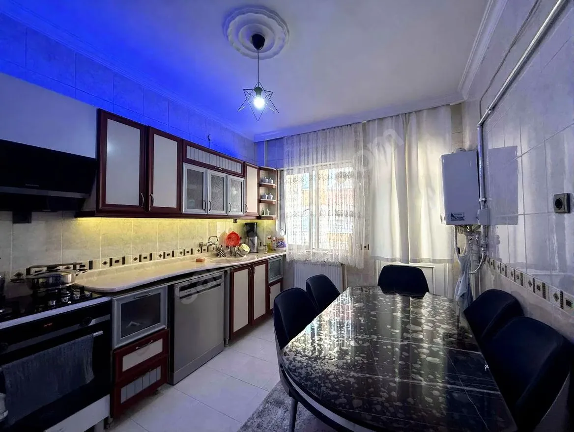 ERZURUM YAKUTIYE SATILIK 3+1 DAİRE KAZIM KARABEKIR PAŞA 175M² - Fotoğraf 20