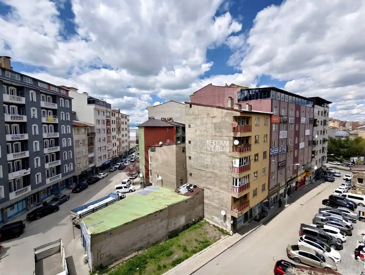 ERZURUM YAKUTIYE SATILIK 3+1 DAİRE 125M² SİTE İÇİ - Fotoğraf 23