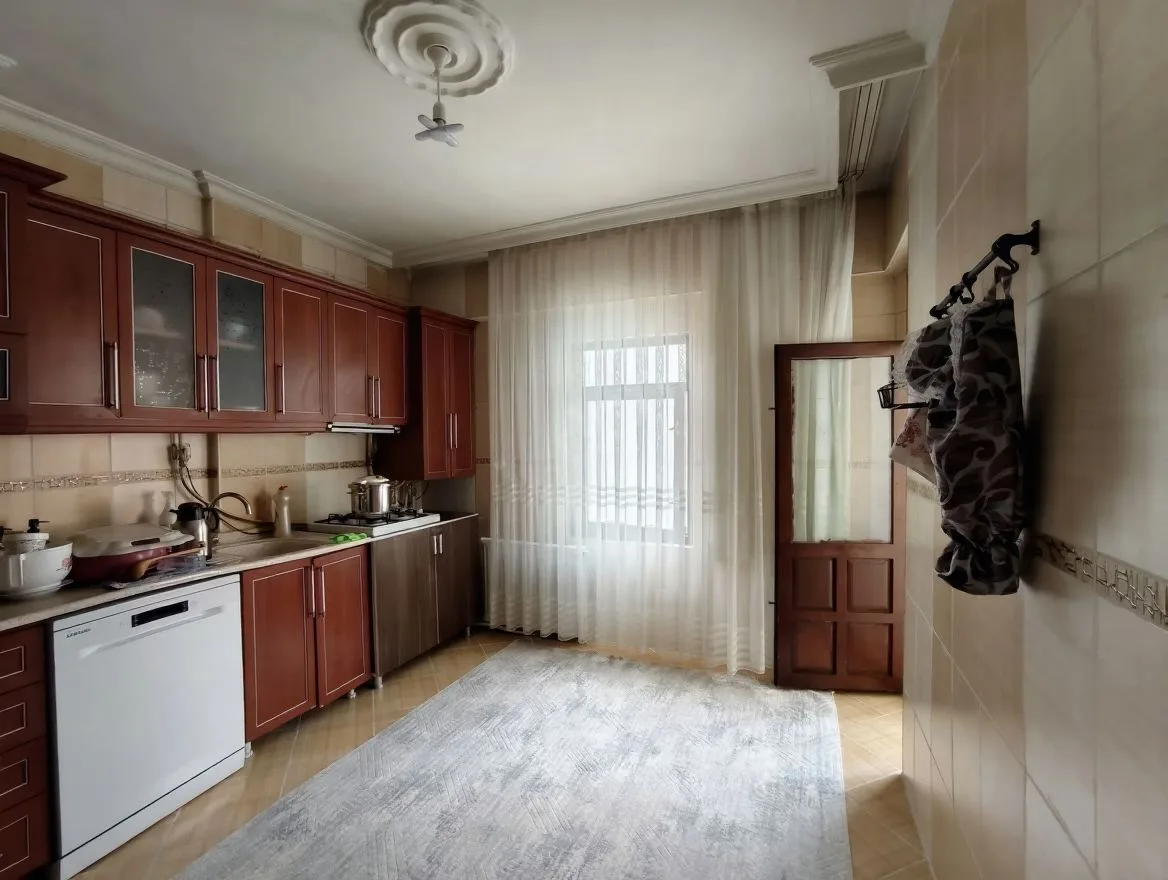 ERZURUM YAKUTIYE SATILIK 3+1 DAİRE 125M² SİTE İÇİ