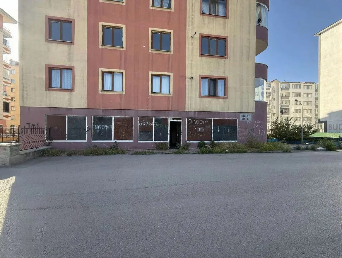180M² SATILIK DÜKKAN ERZURUM YAKUTIYE ÖMER NASUHI BILMEN