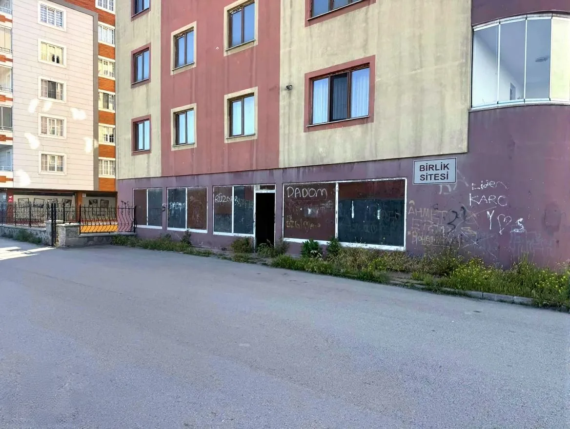 180M² SATILIK DÜKKAN ERZURUM YAKUTIYE ÖMER NASUHI BILMEN