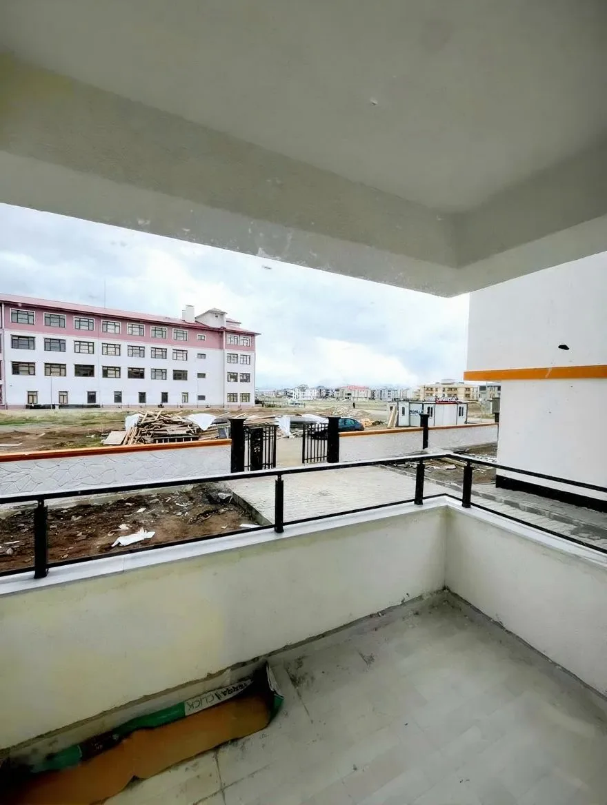 2+0 SATILIK DAİRE ERZURUM/AZIZIYE 45M² GİRİŞ KAT - Fotoğraf 9