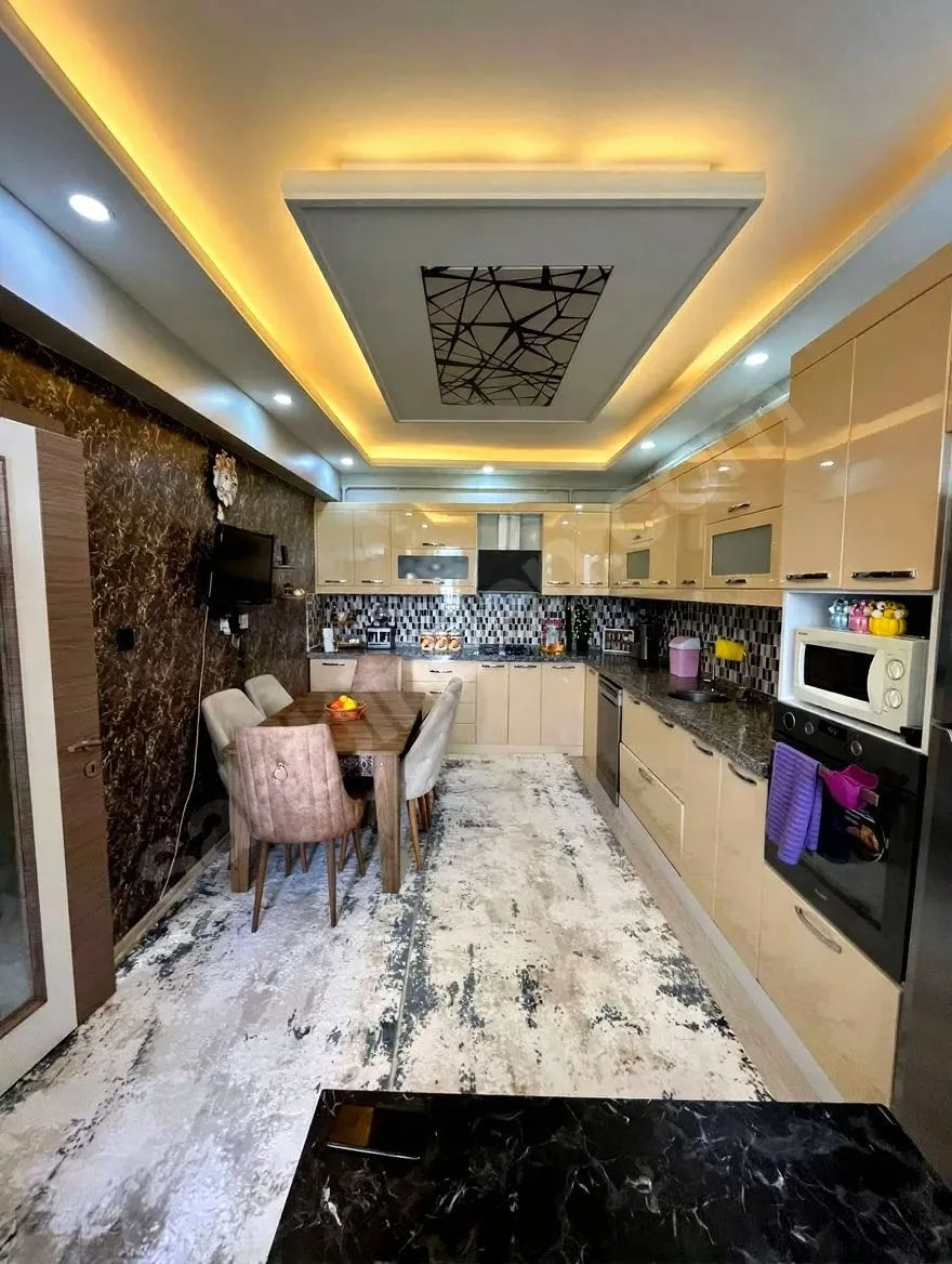 4+1 SATILIK DAİRE ERZURUM/AZIZIYE 190M² ÇATI KATI - Fotoğraf 6