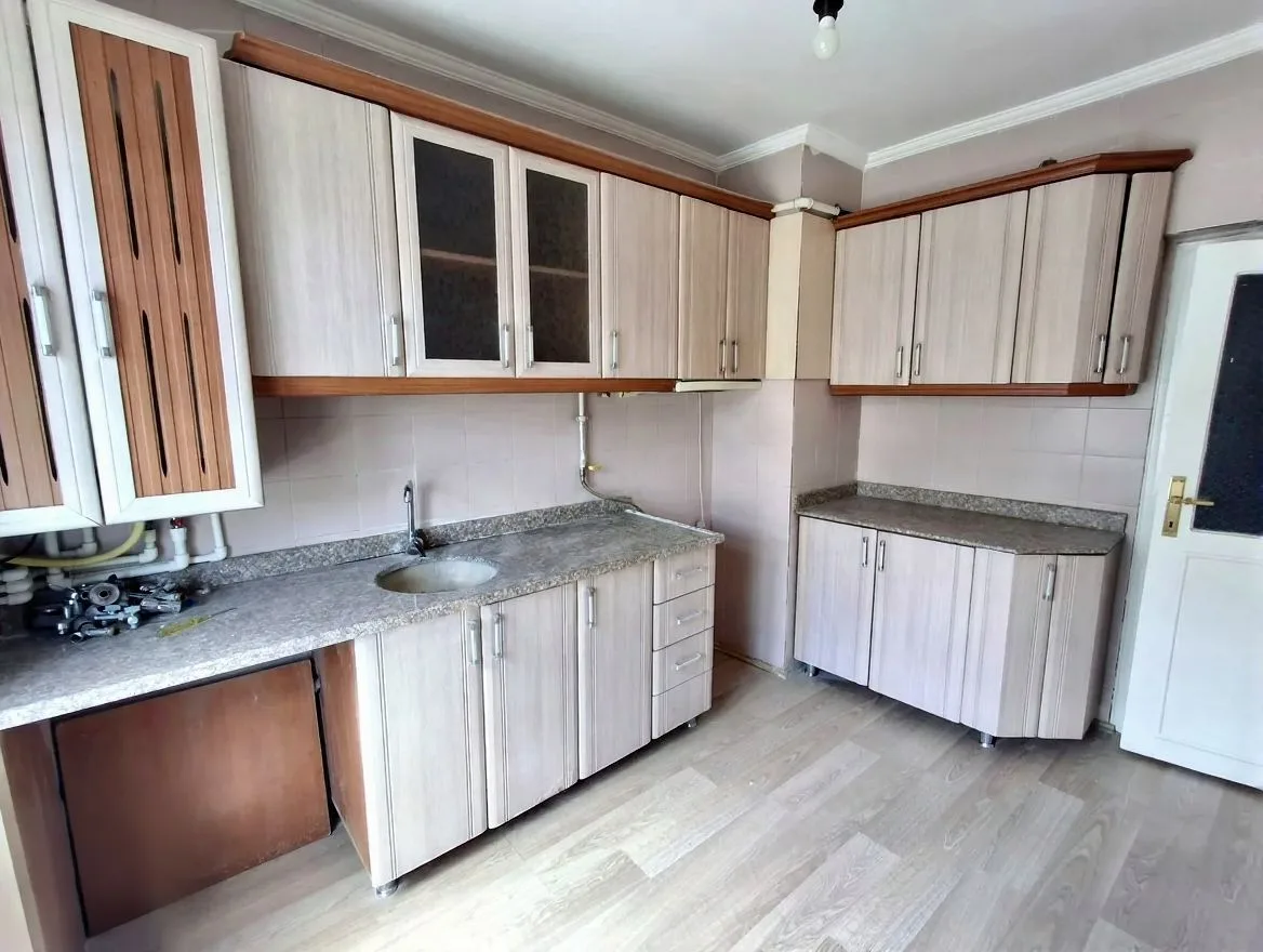 ERZURUM SATILIK MERKEZİ ISITMALI 3+1 DAİRE 130M² AZIZIYE - Fotoğraf 8