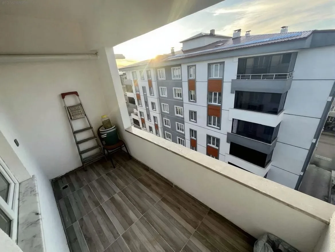 155M² ERZURUM SATILIK 3+1 DAİRE YAKUTIYE YENİ - Fotoğraf 8