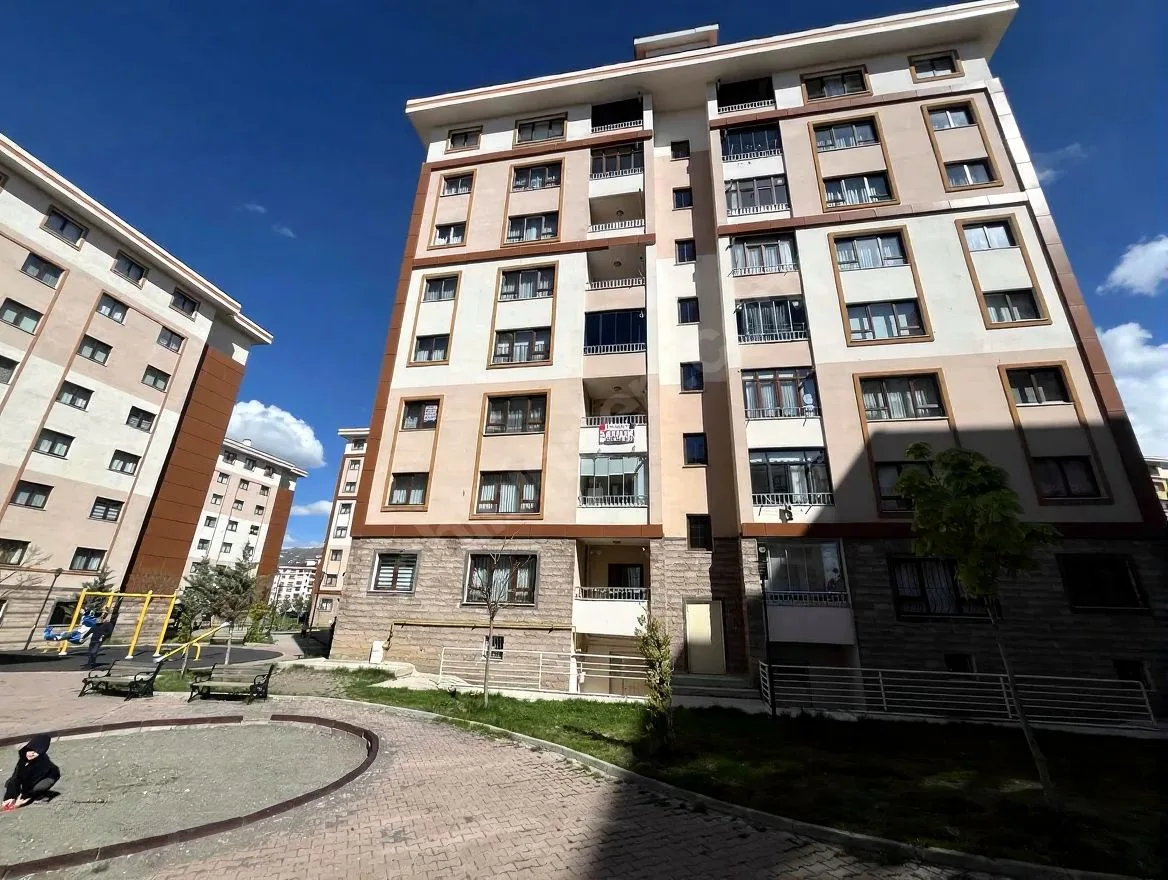 ERZURUM PALANDÖKEN SATILIK 3+1 DAİRE HÜSEYIN AVNI ULAŞ 120M² - 2