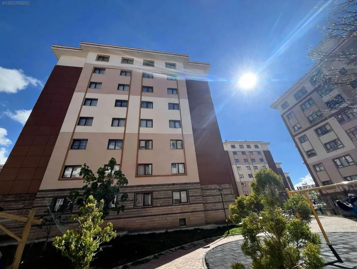 ERZURUM PALANDÖKEN SATILIK 3+1 DAİRE HÜSEYIN AVNI ULAŞ 120M² - 3