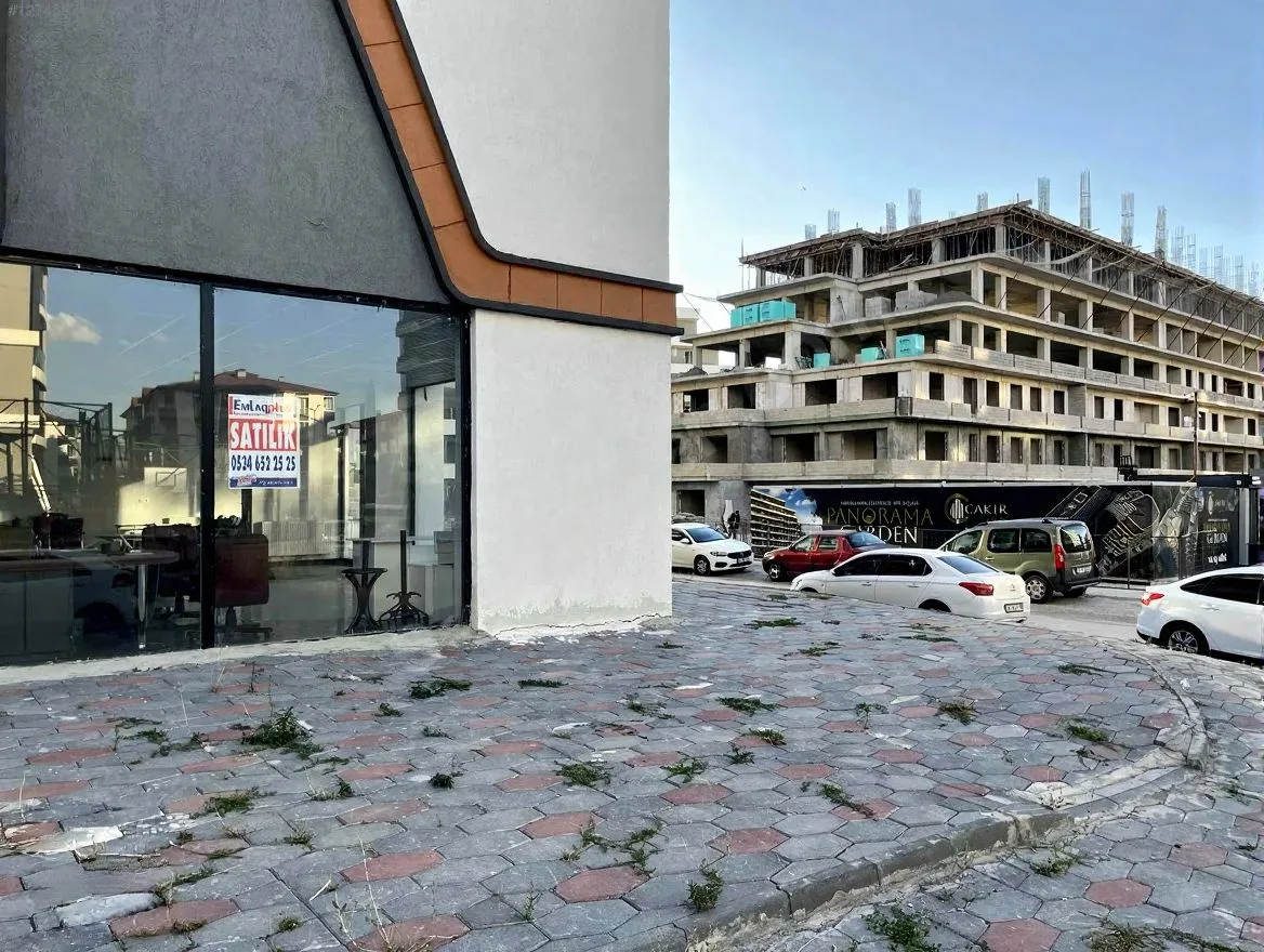 SATILIK DÜKKAN ERZURUM YAKUTIYE 170M² ÖMER NASUHI BILMEN - 3