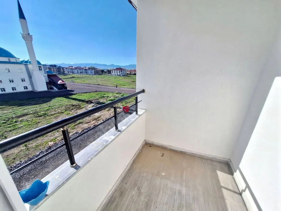 EŞYALI ERZURUM KİRALIK 1+1 DAİRE 40M² AZIZIYE ÇATI KATI - Fotoğraf 6