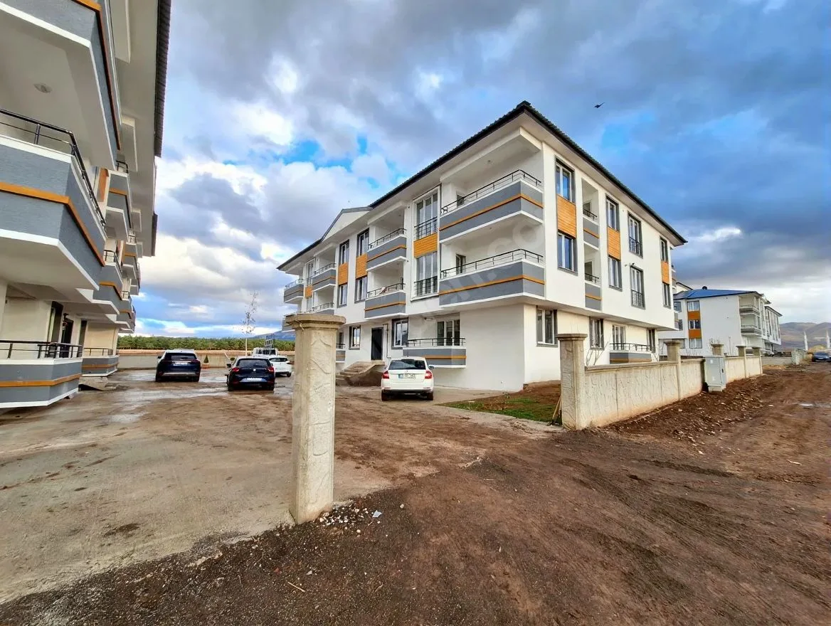 EŞYALI ERZURUM KİRALIK 1+1 DAİRE 40M² AZIZIYE ÇATI KATI - Fotoğraf 8