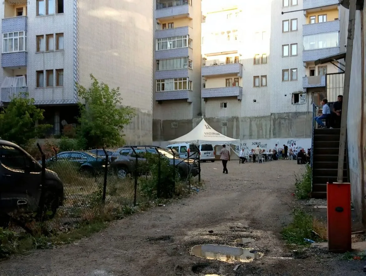 ERZURUM KİRALIK 3+1 DAİRE ARA/8 KAT 165M² YAKUTIYE - Fotoğraf 28