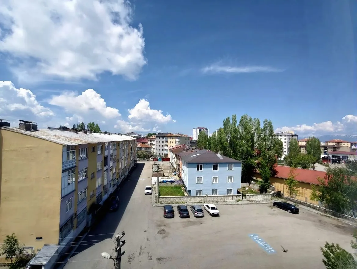 ERZURUM KİRALIK MERKEZİ ISITMALI 3+1 DAİRE 145M² PALANDÖKEN - Fotoğraf 22