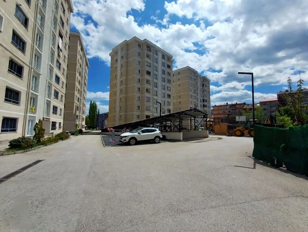 ERZURUM YAKUTIYE KİRALIK 3+1 DAİRE 130M² MERKEZİ ISITMALI - 1