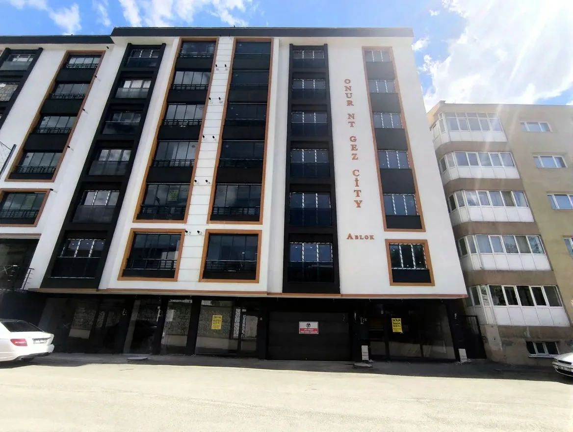 ERZURUM YAKUTIYE SATILIK DÜKKAN 25M² TİCARİ - 1