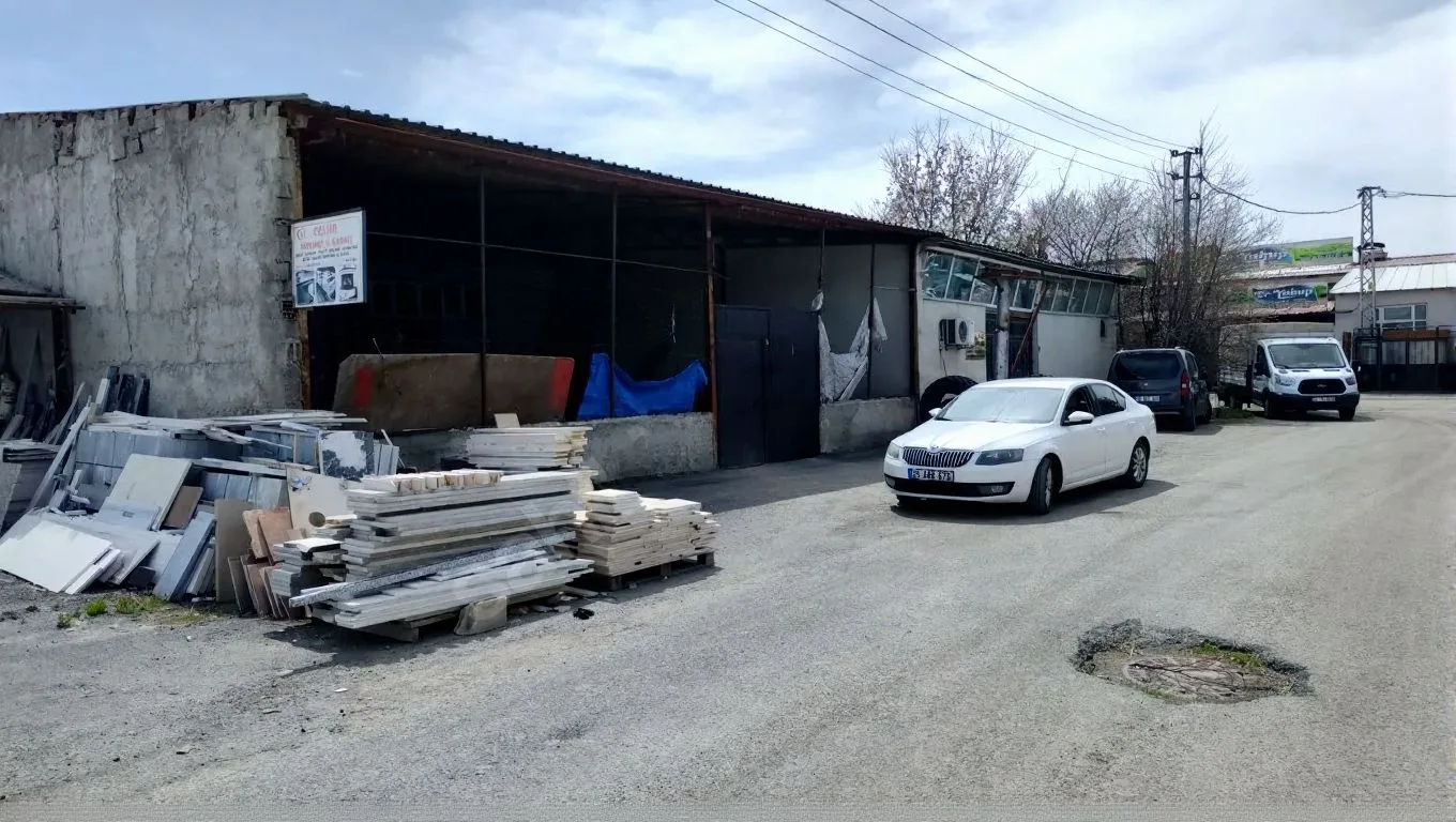 247M² ERZURUM SATILIK 3 ATÖLYE AZIZIYE - Fotoğraf 6