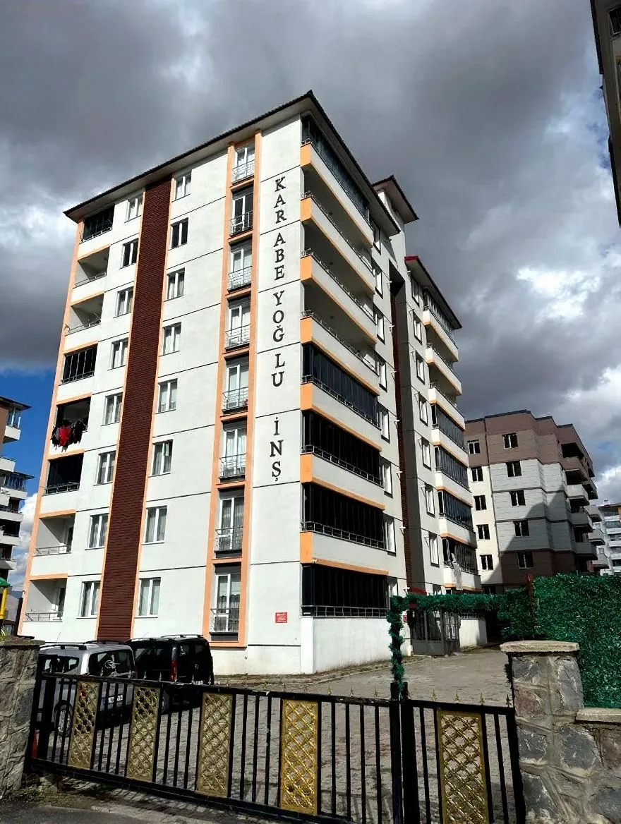 4+1 SATILIK DAİRE ERZURUM/YAKUTIYE 165M² ARA/8 - 1