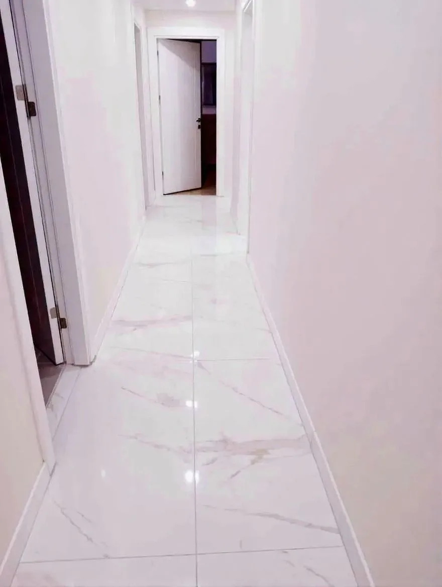 Yakutiye Lalapaşa'da 5 Yaşında 4. Kat 150 m² 3+1 Kiralık Daire - Fotoğraf 2