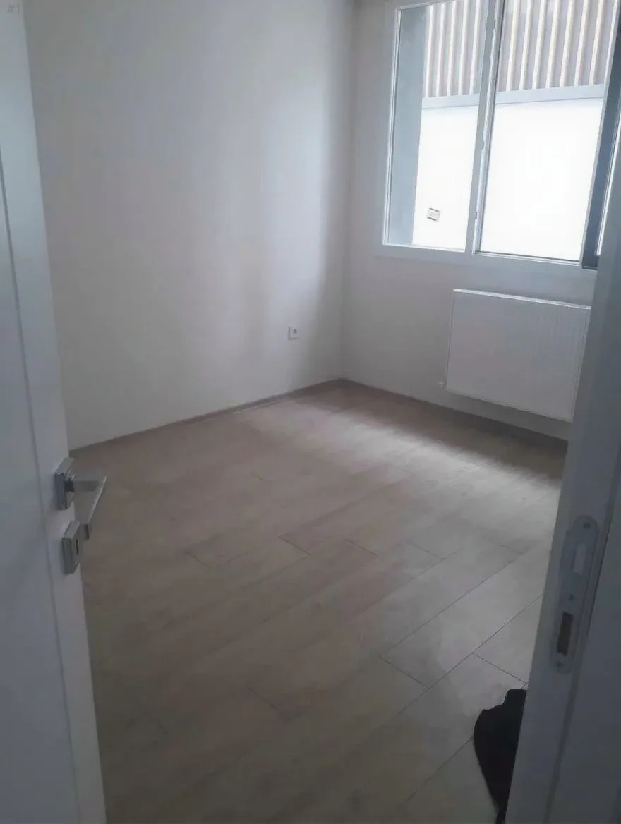 Yakutiye Lalapaşa'da 5 Yaşında 4. Kat 150 m² 3+1 Kiralık Daire - Fotoğraf 4