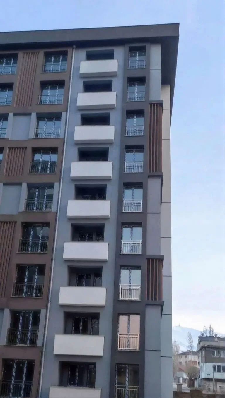 Yakutiye Lalapaşa'da 5 Yaşında 4. Kat 150 m² 3+1 Kiralık Daire - Fotoğraf 9
