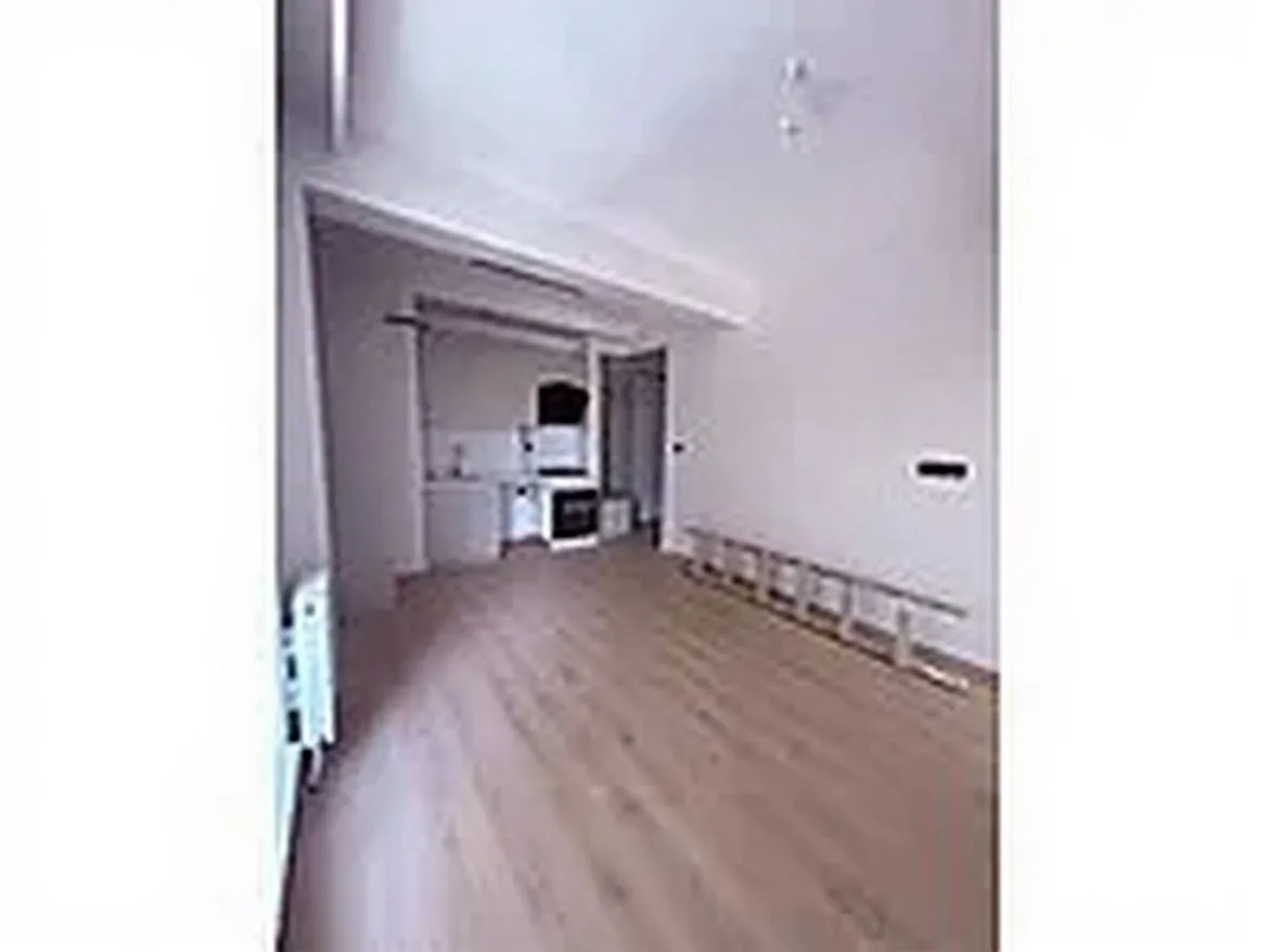 Aziziye Merkez'de 5 Yaşında 1. Kat 155 m² 3+1 Kiralık Daire - Fotoğraf 3