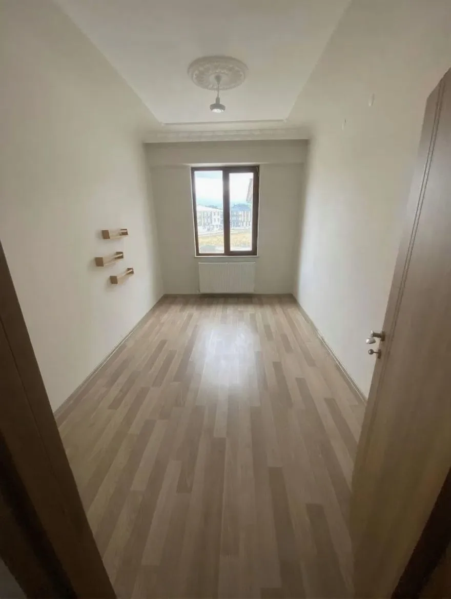 Aziziye Merkez'de 2. Kat 165 m² 3+1 Kiralık Daire - Fotoğraf 7