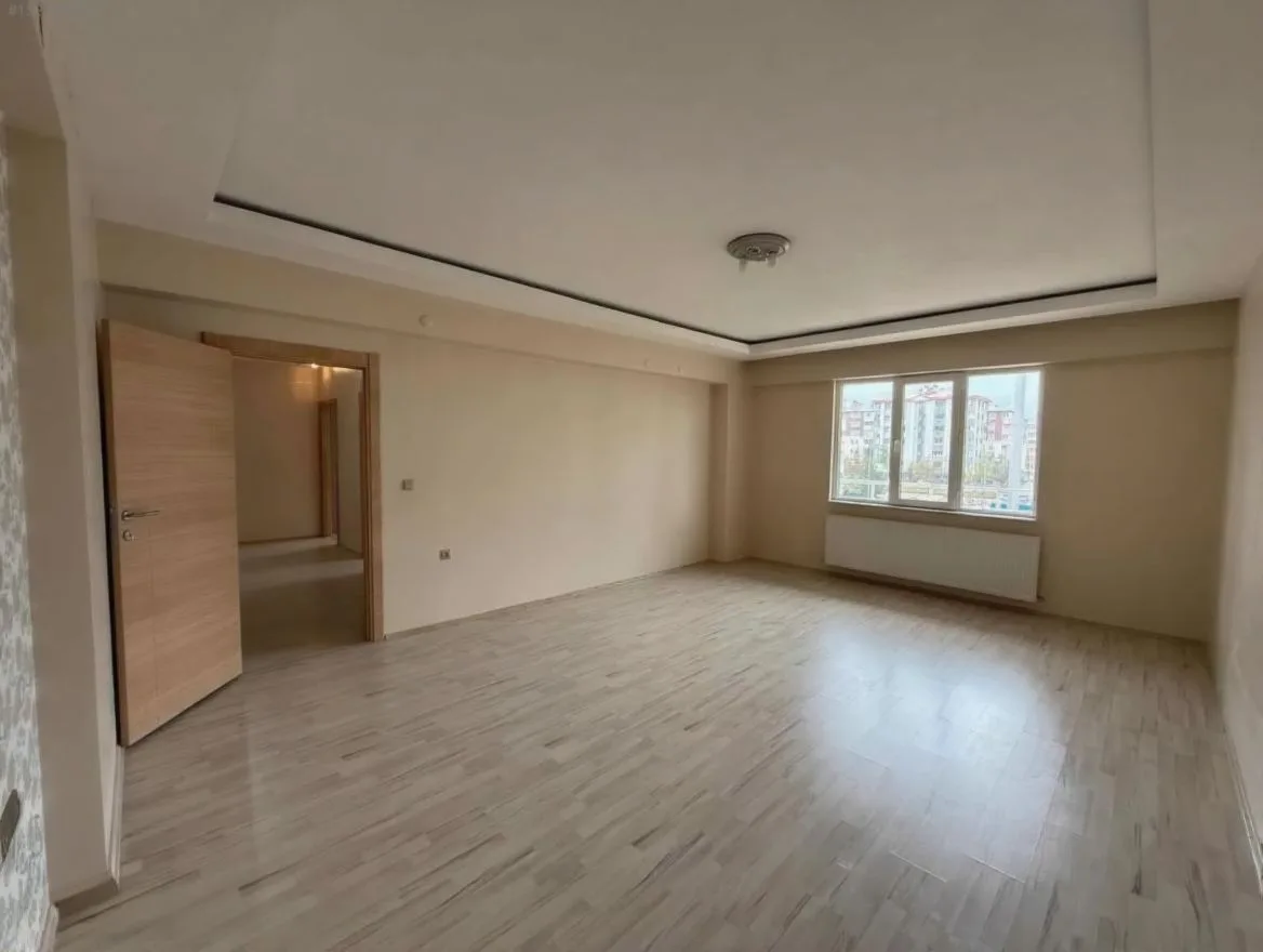 ERZURUM KİRALIK MERKEZİ ISITMALI 3+1 DAİRE | 145M² PALANDÖKEN - Fotoğraf 12