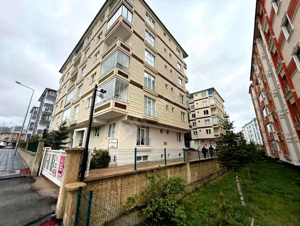 ERZURUM KİRALIK MERKEZİ ISITMALI 3+1 DAİRE | 145M² PALANDÖKEN - Fotoğraf 20