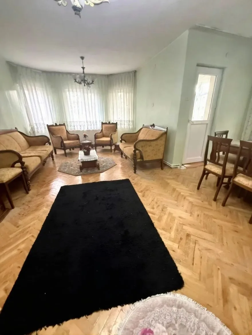 EŞYALI ERZURUM AZIZIYE KİRALIK 3+1 DAİRE 130M² - 3
