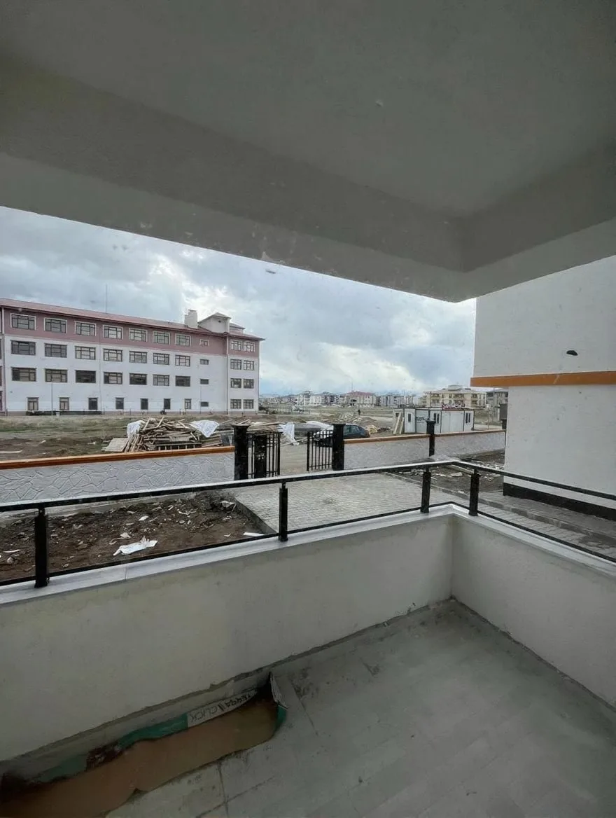 ERZURUM KİRALIK 2+0 DAİRE 45M² AZIZIYE GİRİŞ KAT - Fotoğraf 9