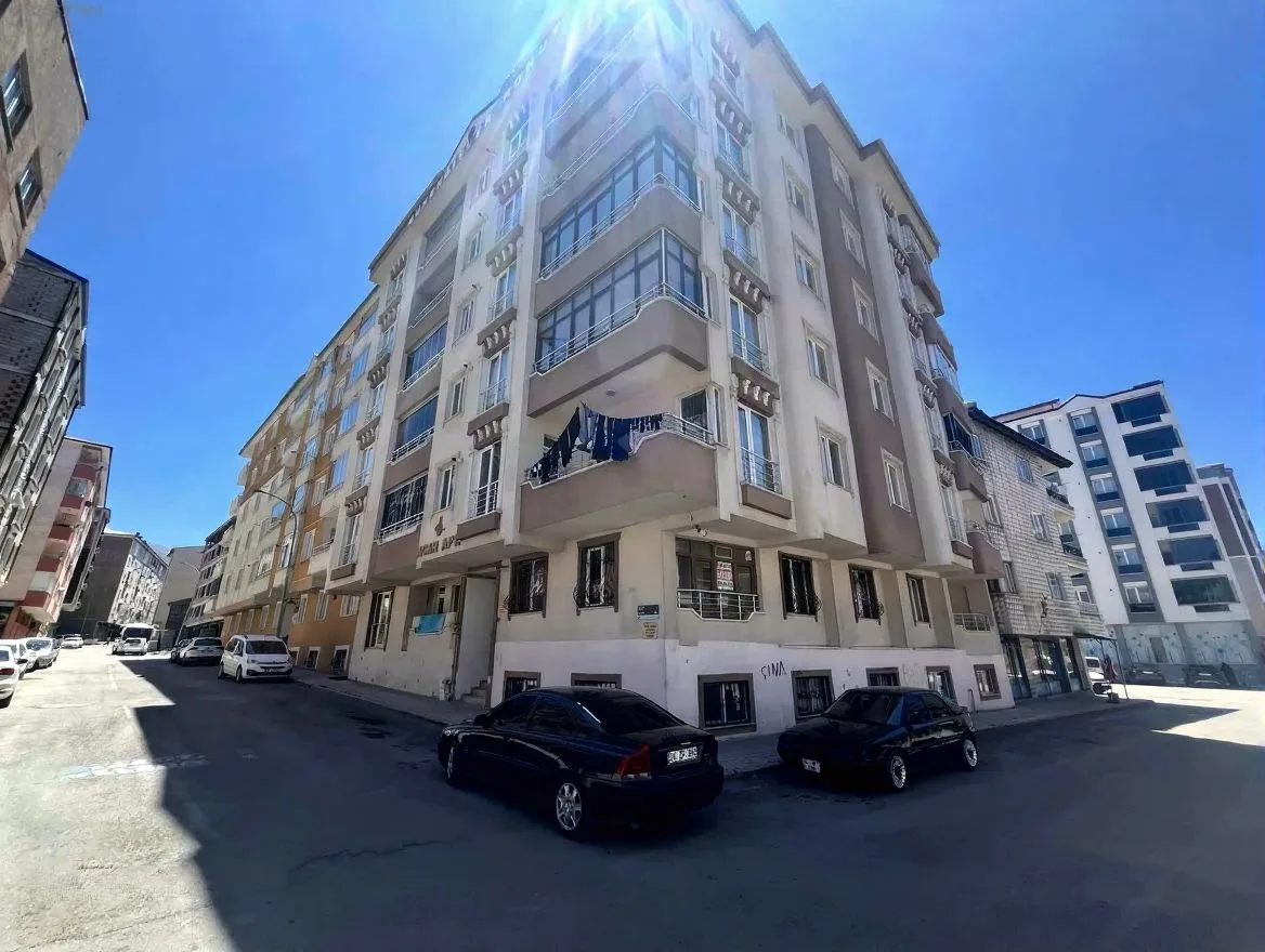 ERZURUM SATILIK 2.5+1 DUBLEKS GİRİŞ KAT KAT 130M² YAKUTIYE - 1
