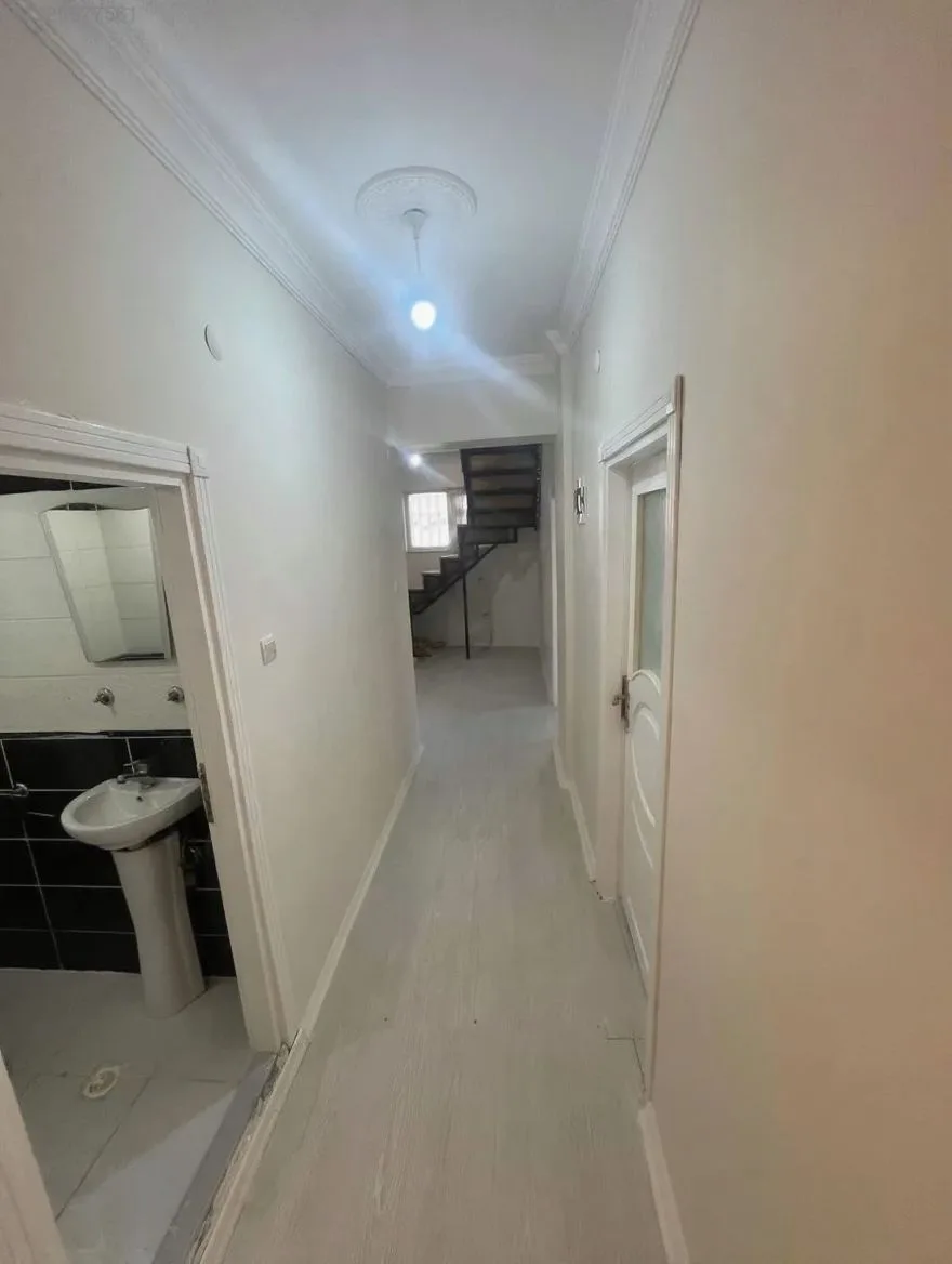 ERZURUM SATILIK 2.5+1 DUBLEKS GİRİŞ KAT KAT 130M² YAKUTIYE - 4