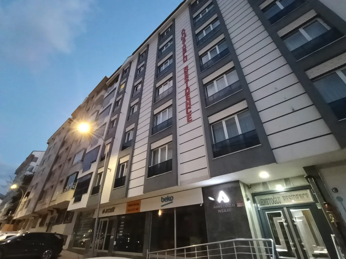 ERZURUM KİRALIK 3+1 DAİRE 135M² YAKUTİYE