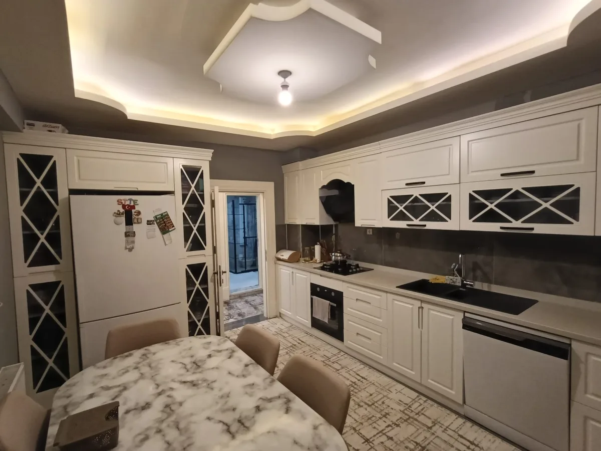 ERZURUM KİRALIK 3+1 DAİRE 135M² YAKUTİYE