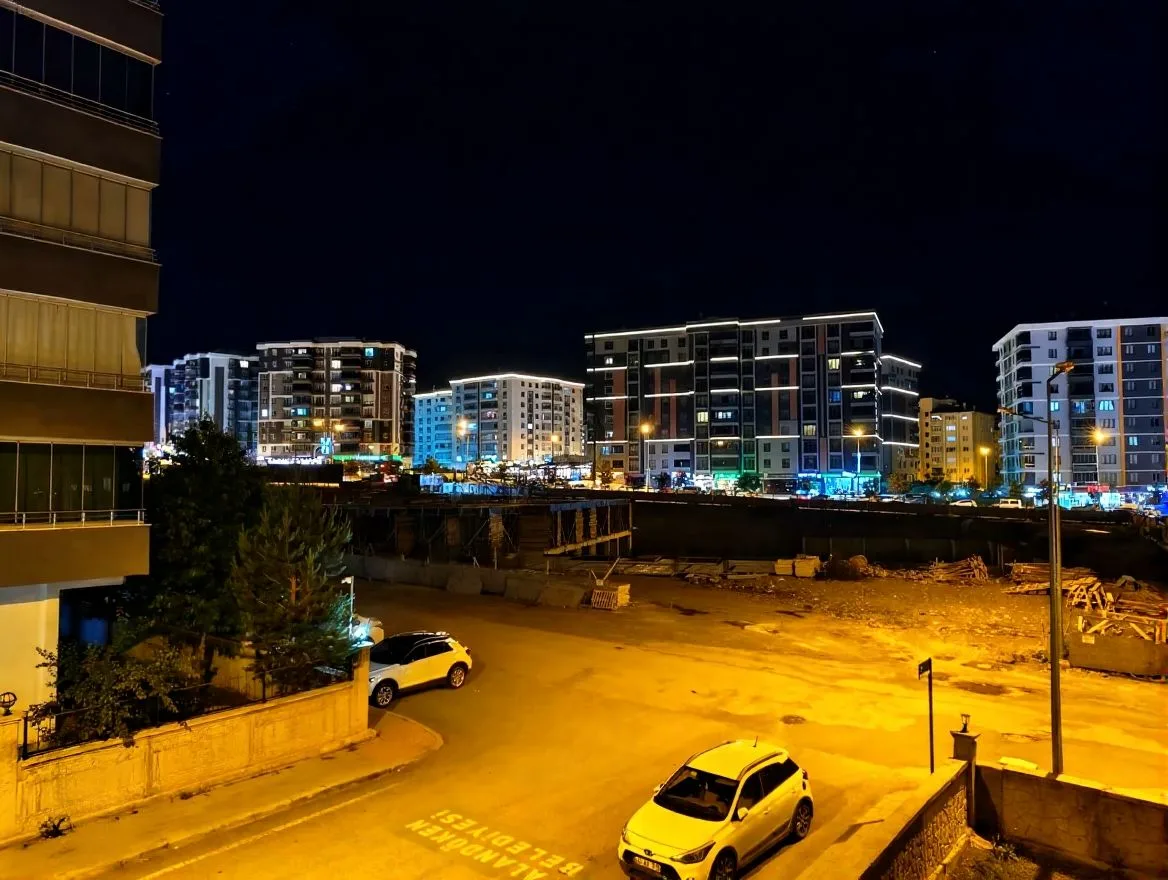 ERZURUM PALANDÖKEN SATILIK 3+1 DAİRE HÜSEYIN AVNI ULAŞ 160M² - 1
