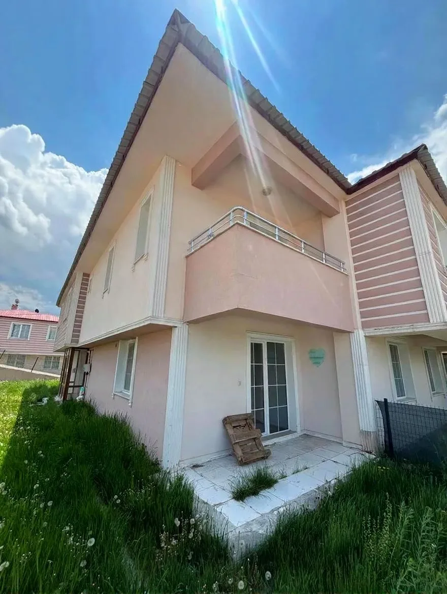 4.5+1 KİRALIK LÜKS VİLLA ERZURUM/AZIZIYE 250M² - 3
