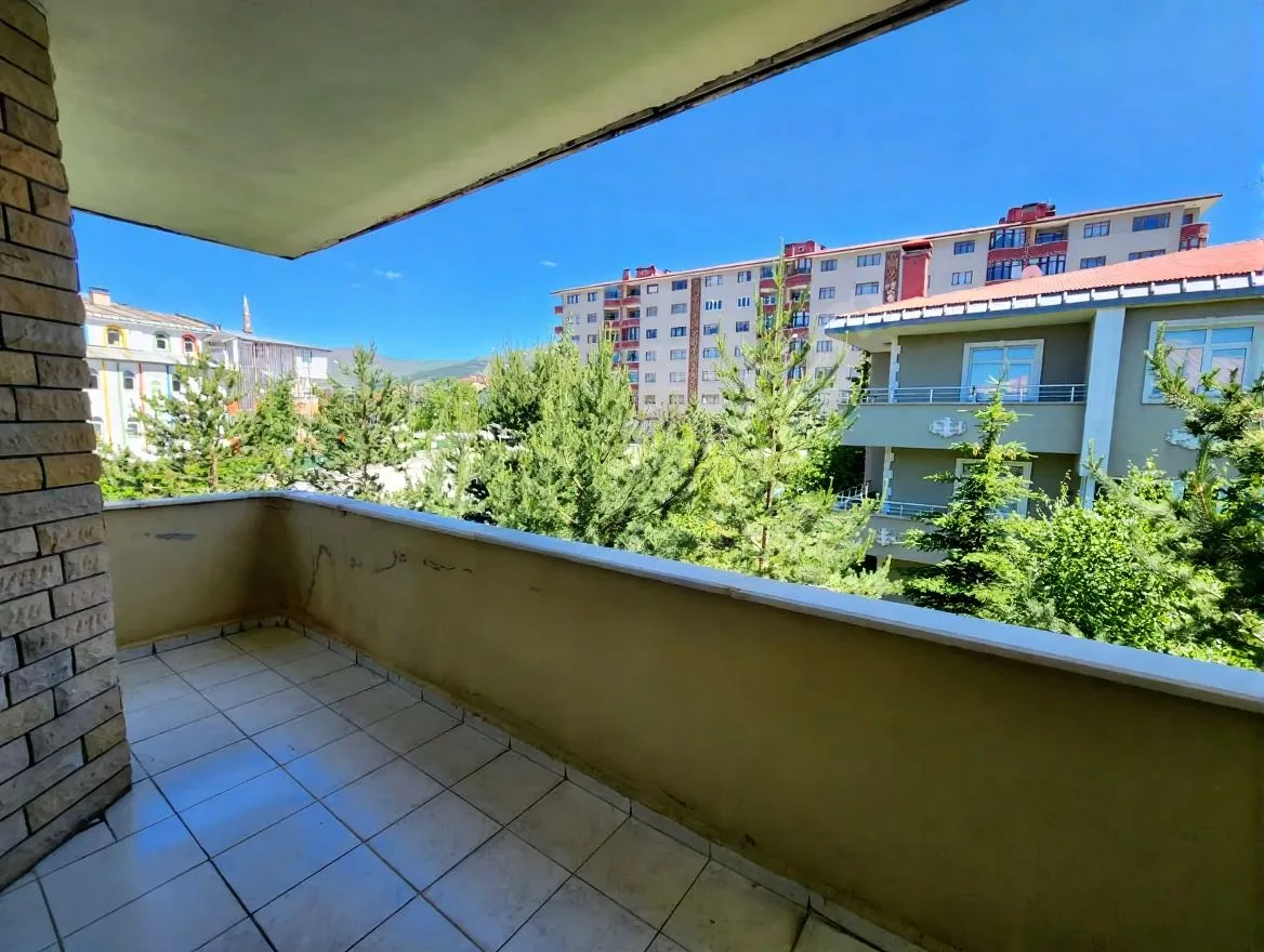 225M² KİRALIK 5+1 VİLLA ERZURUM PALANDÖKEN - Fotoğraf 18