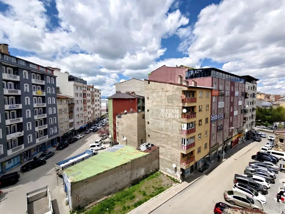 ERZURUM KİRALIK MERKEZİ ISITMALI 3+1 DAİRE | 125M² YAKUTIYE - Fotoğraf 24