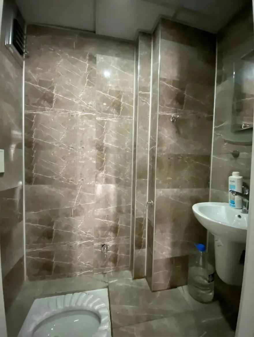 ERZURUM KİRALIK MERKEZİ ISITMALI 3+1 DAİRE | 130M² YAKUTIYE - Fotoğraf 11