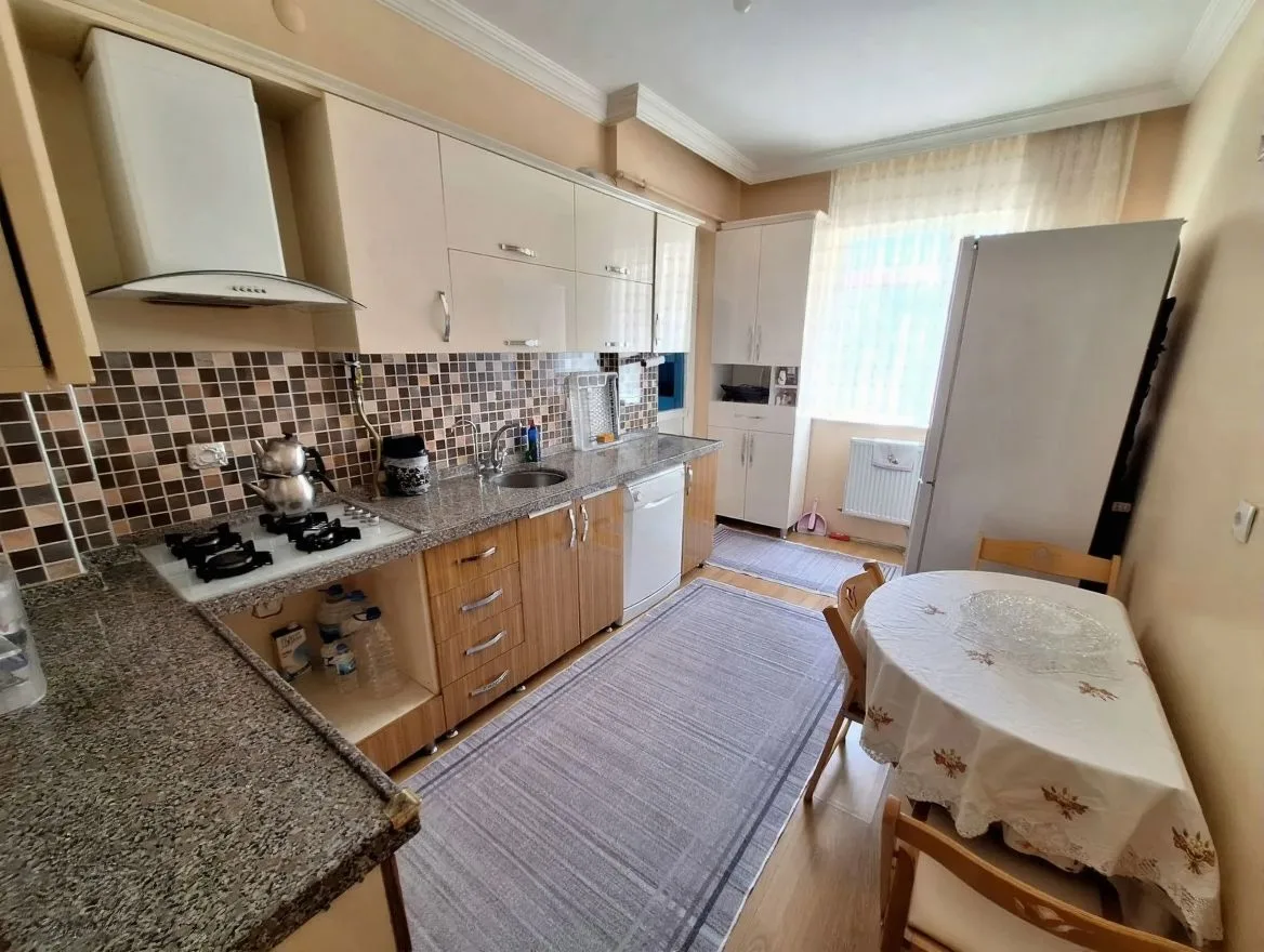 130M² ERZURUM SATILIK 3+1 DAİRE AZIZIYE MERKEZİ ISITMALI - Fotoğraf 6