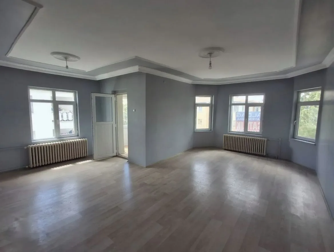 ERZURUM AZIZIYE KİRALIK 3+1 DAİRE ★ 130M² MERKEZİ ISITMALI - 1
