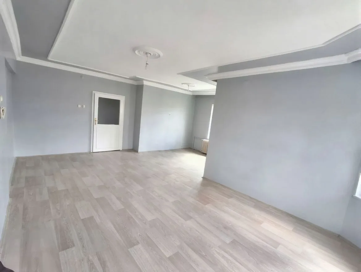 ERZURUM AZIZIYE KİRALIK 3+1 DAİRE ★ 130M² MERKEZİ ISITMALI - 2