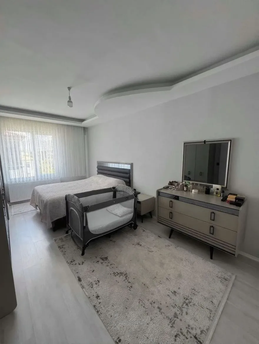 Aziziye Merkez'de 5 Yaşında 4. Kat 145 m² 3+1 Kiralık Daire - Fotoğraf 13