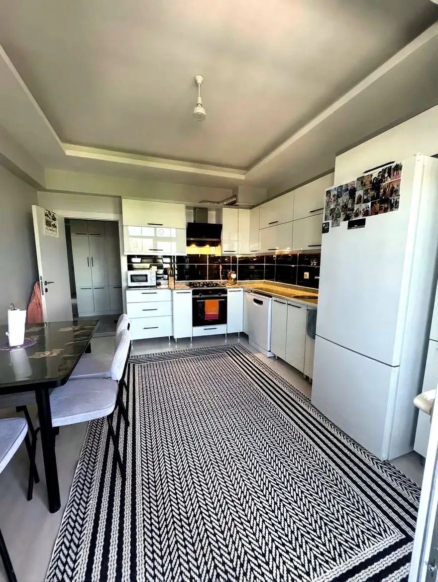 Aziziye Merkez'de 5 Yaşında 4. Kat 145 m² 3+1 Kiralık Daire - 5