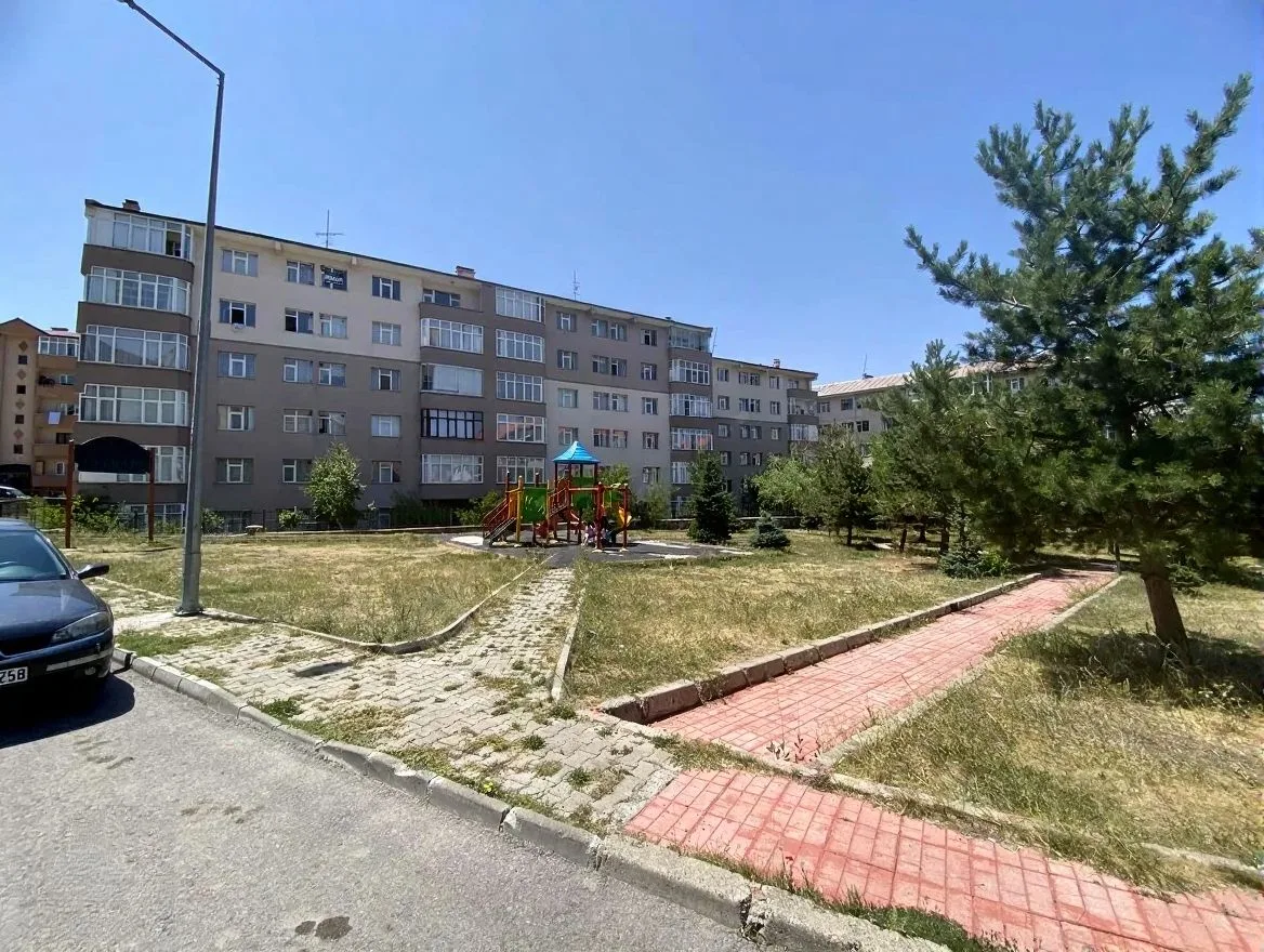 140M² ERZURUM KİRALIK 3+1 DAİRE PALANDÖKEN - 2