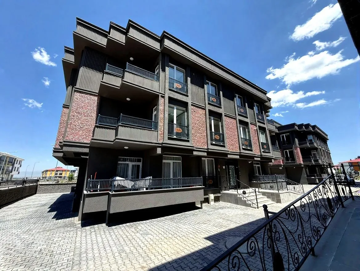 ERZURUM AZIZIYE SATILIK 2+1 DAİRE SALTUKLU 80M² - 1