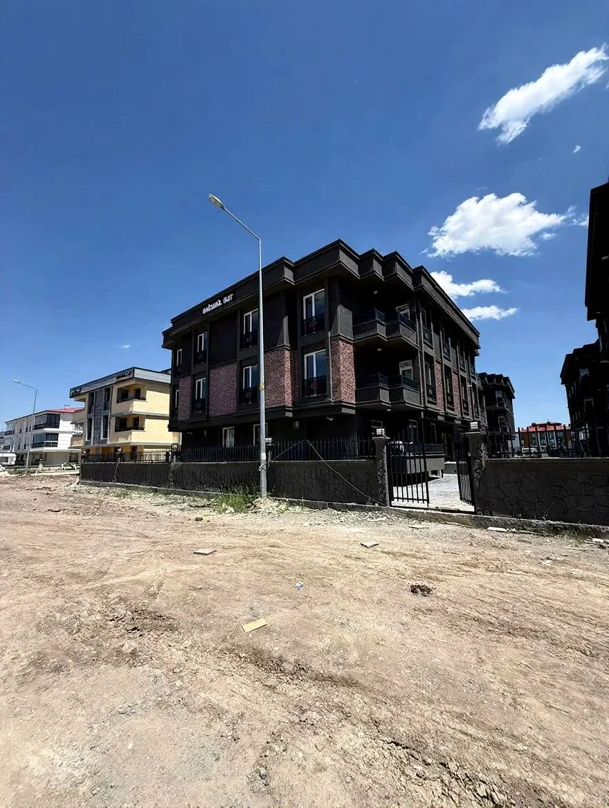 ERZURUM AZIZIYE SATILIK 2+1 DAİRE SALTUKLU 80M² - Fotoğraf 22