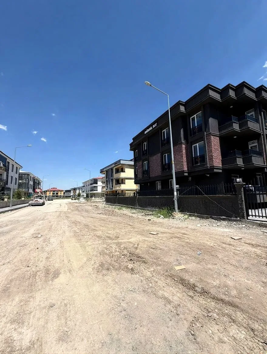 ERZURUM AZIZIYE SATILIK 2+1 DAİRE SALTUKLU 80M² - Fotoğraf 23