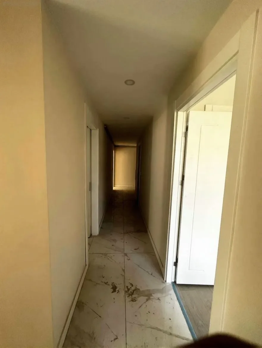 Yakutiye Lalapaşa'da 4 Yaşında 2. Kat 150 m² 3+1 Kiralık Daire - Fotoğraf 13