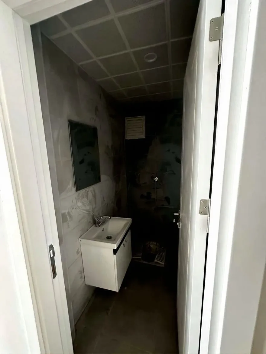 Yakutiye Lalapaşa'da 4 Yaşında 2. Kat 150 m² 3+1 Kiralık Daire - Fotoğraf 5